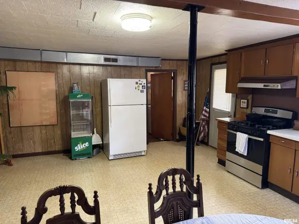 16058 Gilfoy DR, Havana, IL 62644