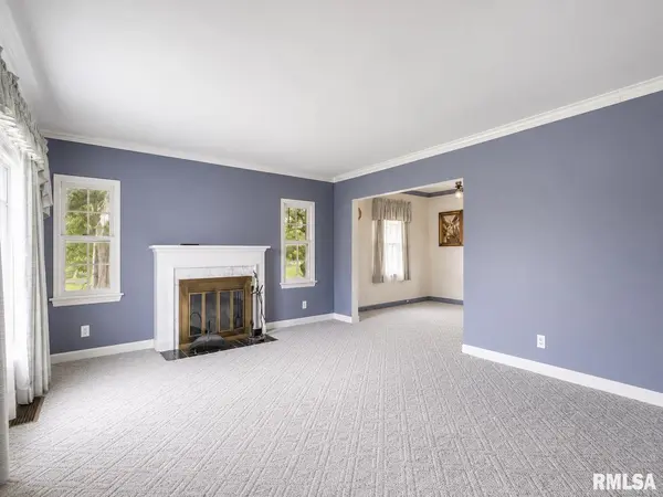 1001 E FORREST HILL AVE, Peoria, IL 61603