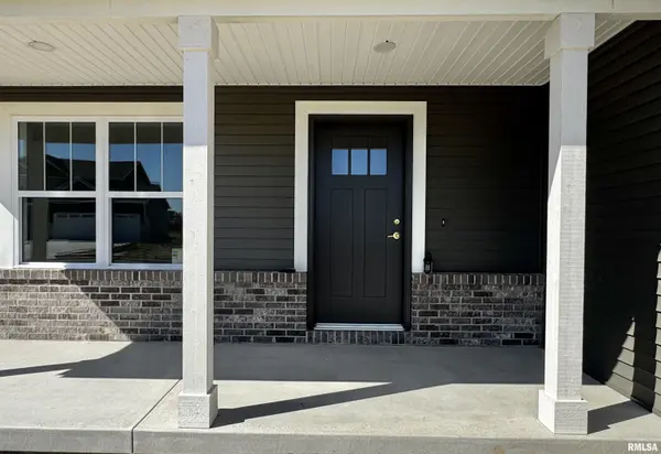 10403 N Butterfly DR, Dunlap, IL 61525
