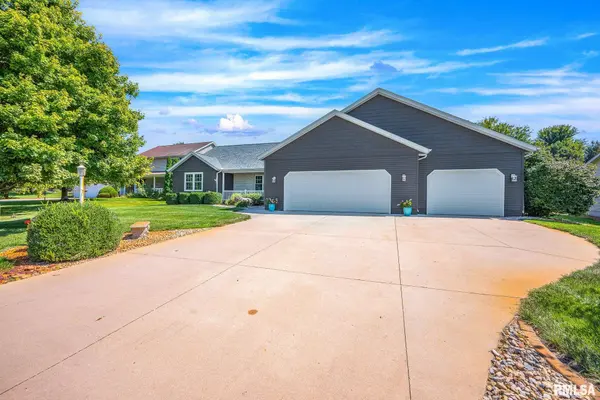 136 FARMVIEW CT, East Peoria, IL 61611