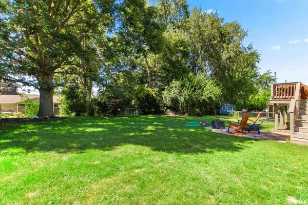 401 PECAN ST, Pekin, IL 61554