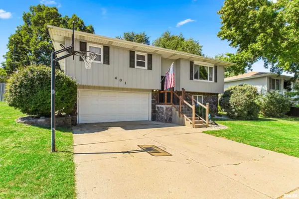 401 PECAN ST, Pekin, IL 61554