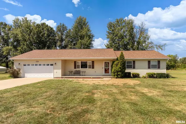 1400 HAZEL ST, Johnston City, IL 62951