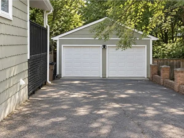 544 Maplewood Ln, Nashville, TN 37216