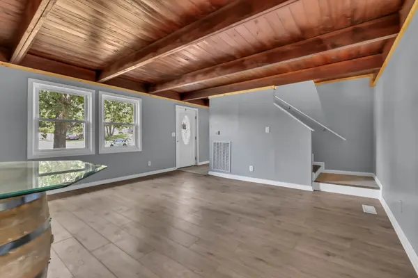 448 Appleton Dr, Clarksville, TN 37042