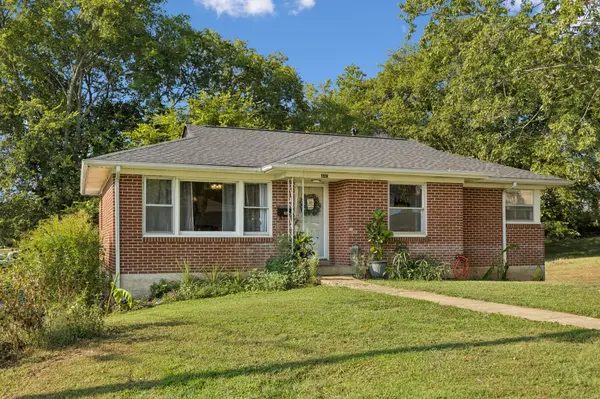 440 8th Ave #S, Lewisburg, TN 37091