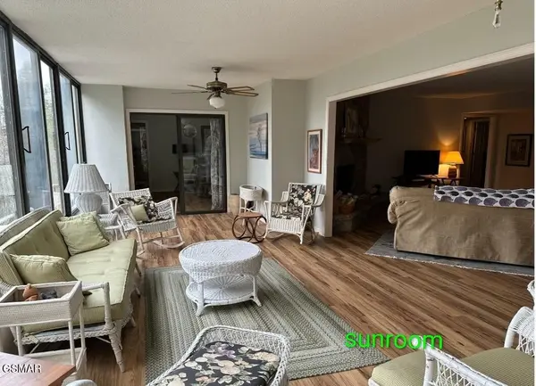 1704 Hidden Hills Road #APT 112, Gatlinburg, TN 37738