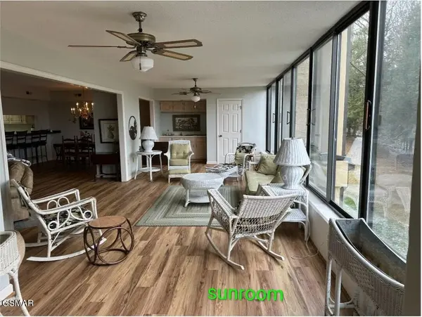 1704 Hidden Hills Road #APT 112, Gatlinburg, TN 37738