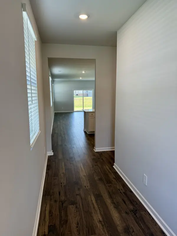 6650 Japonica Ln, White House, TN 37188