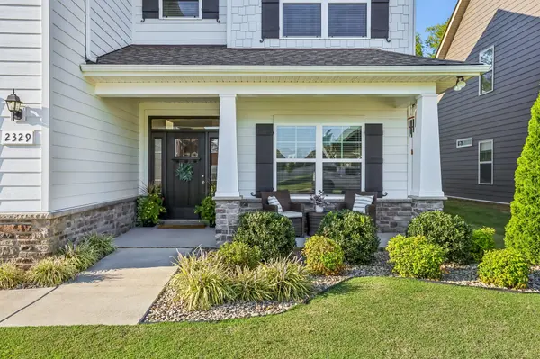 2329 Fig Dr, Murfreesboro, TN 37127