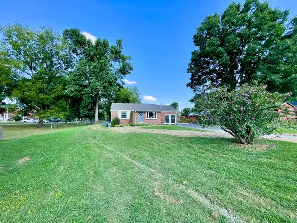 603 Colfax Dr, Nashville, TN 37214