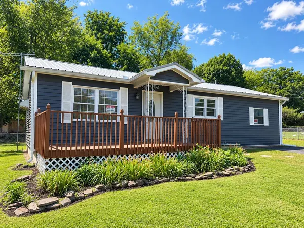 520 Cliff Dr #SE, Cleveland, TN 37323