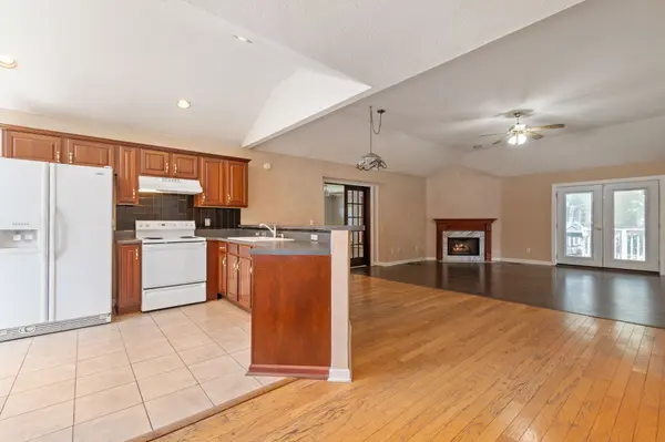 2261 Joann Dr, Spring Hill, TN 37174