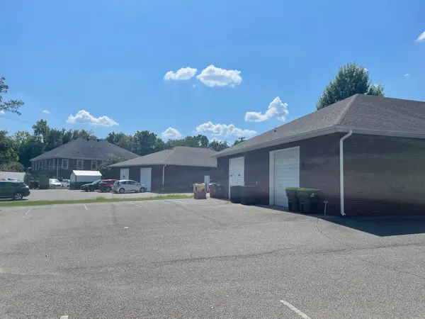 2295B Raleigh Ct, Clarksville, TN 37043