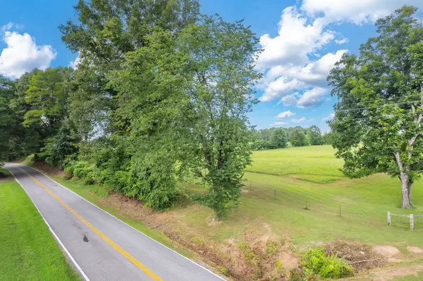 1069 Cotton Grove Rd, Jackson, TN 38305