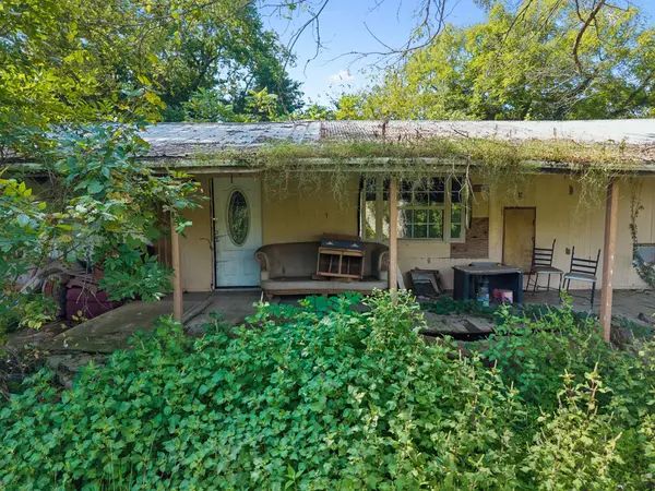 1550 Access Rd, Pulaski, TN 38478