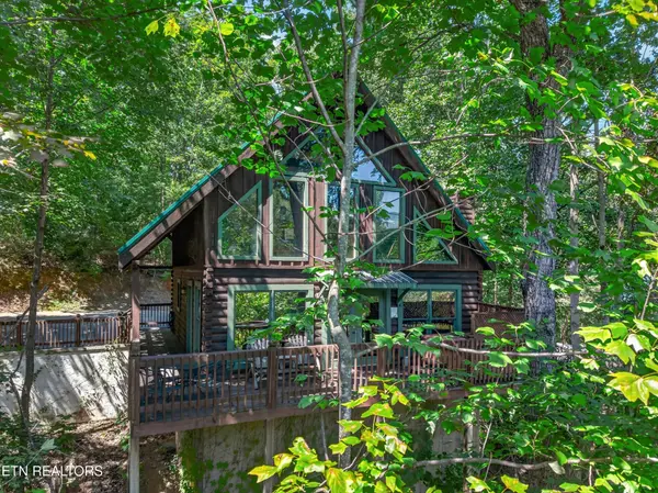 550 Wildwood Forest Way #5, Sevierville, TN 37876