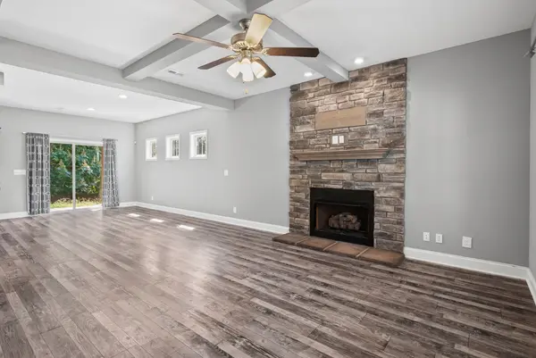 1188 Eagles Bluff Dr, Clarksville, TN 37040