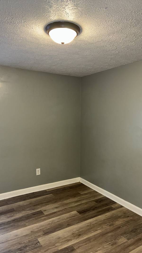 3422 Hermitage Dr, Hopkinsville, KY 42240