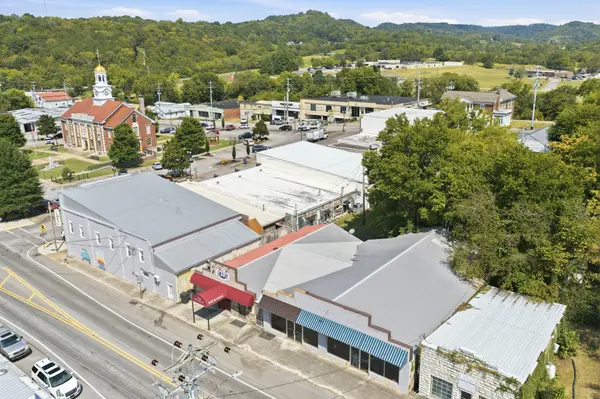 110 W Main St, Woodbury, TN 37190