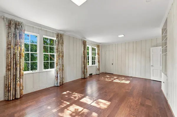 317 Sutherland Ave, Nashville, TN 37205