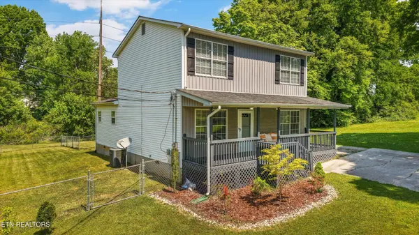 2403 Maple Drive, Knoxville, TN 37918