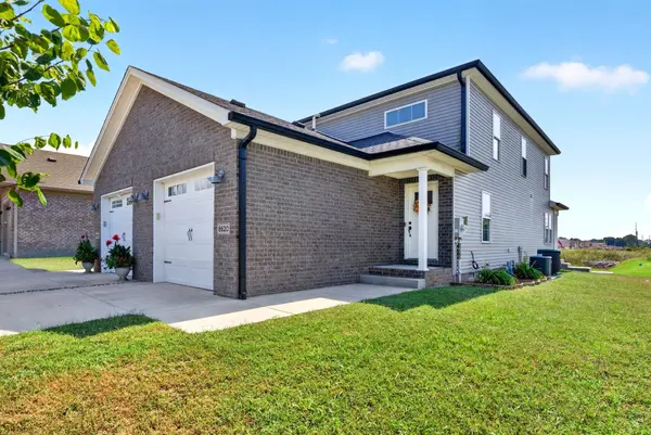 6620 Night Horse St, Bowling Green, KY 42101