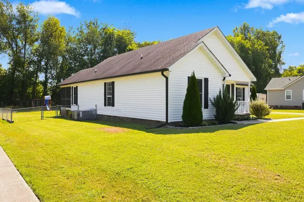 3419 Howard Rd, Murfreesboro, TN 37127