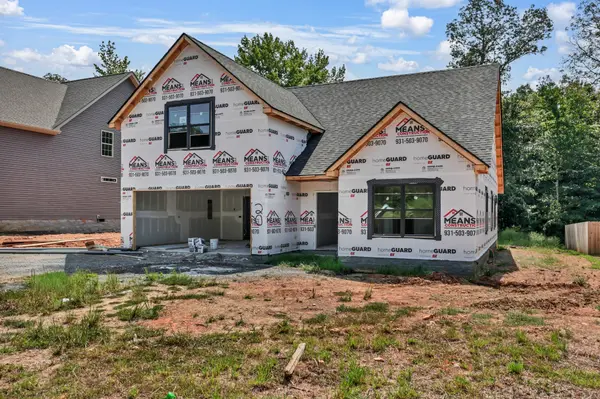 277 Wayne Hall Rd, Clarksville, TN 37040