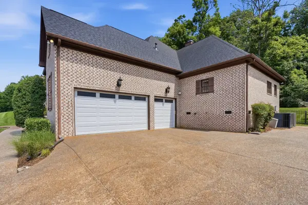 909 Gold Hill Ct, Franklin, TN 37069