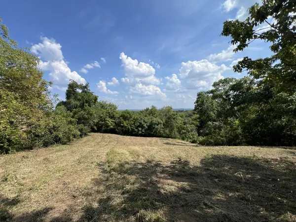 309 Bethlehem Rd, Lebanon, TN 37087