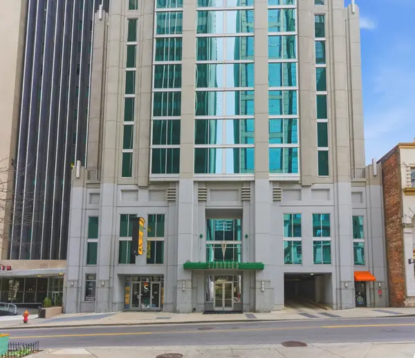 415 Church St #2807, Nashville, TN 37219