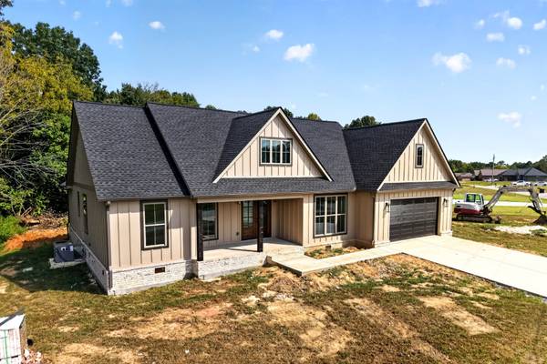 182 Red Oak Ln, Monroe, TN 38573