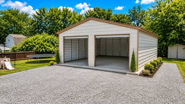 127 Vulco Dr, Hendersonville, TN 37075