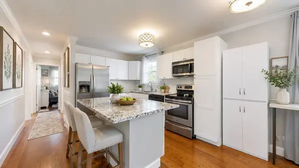 127 Vulco Dr, Hendersonville, TN 37075
