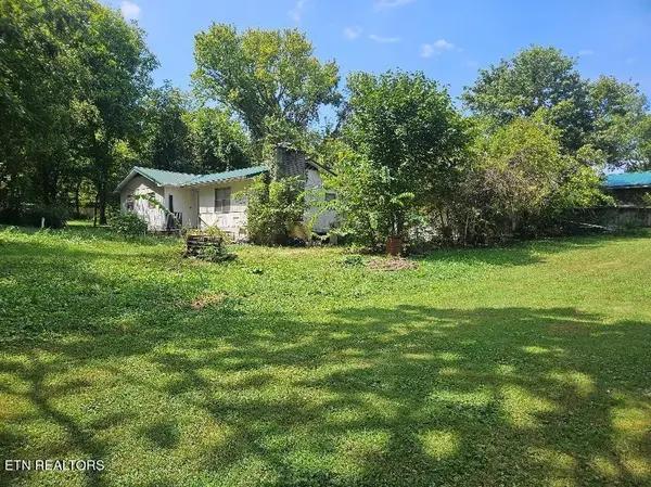 3561 Grade Rd, Rockford, TN 37853