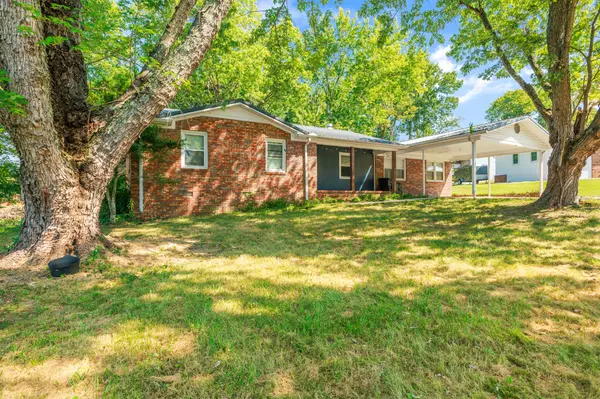196 Greenwood Dr, Mcminnville, TN 37110