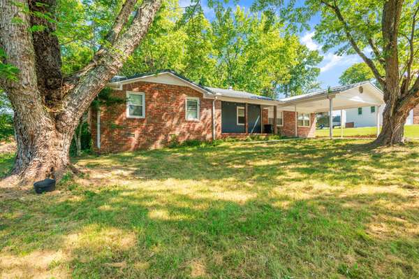 196 Greenwood Dr, Mcminnville, TN 37110