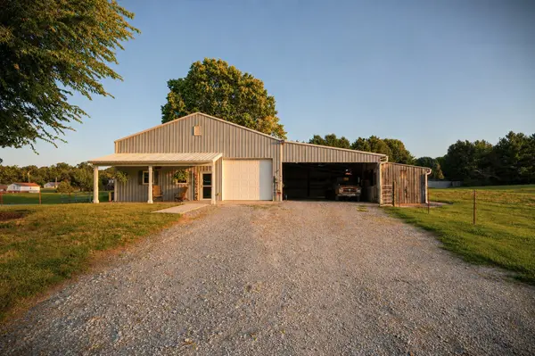 3017 Abigail Ln, Columbia, TN 38401