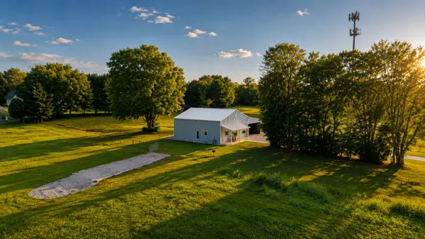 3017 Abigail Ln, Columbia, TN 38401