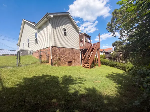 3148 Brook Hill Dr, Clarksville, TN 37042