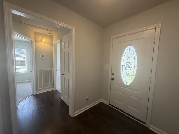 3148 Brook Hill Dr, Clarksville, TN 37042