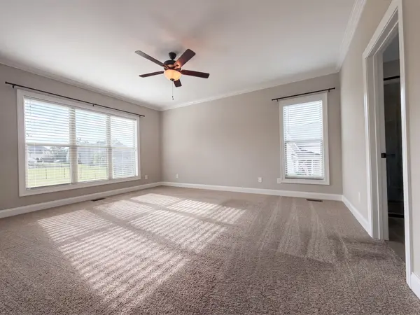1307 Christina Ct, Lebanon, TN 37087
