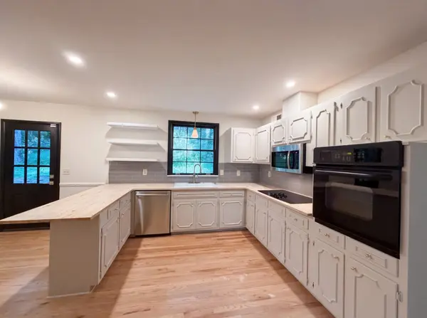 1904 Cromwell Dr, Nashville, TN 37215