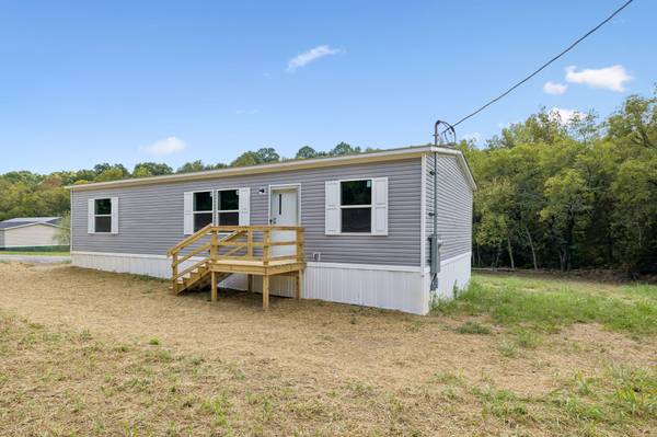 6230 Walker Creek Rd, Alexandria, TN 37012