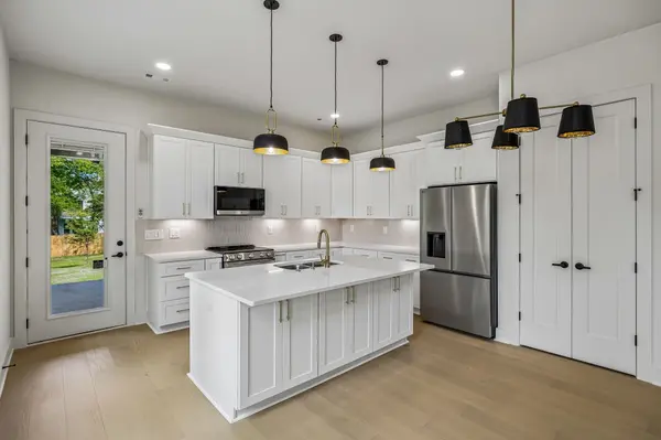 1809A Manchester Ave, Nashville, TN 37218