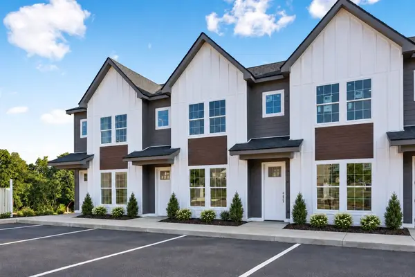 2255 McCormick Ln #102, Clarksville, TN 37040