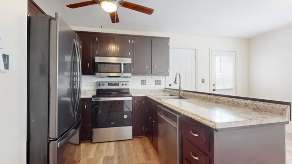 3248 N Senseney Cir, Clarksville, TN 37042