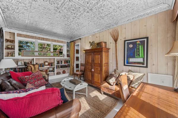 201 Brookfield Ave, Nashville, TN 37205
