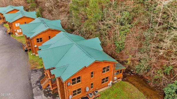 315 Caney Creek Road, Pigeon Forge, TN 37863